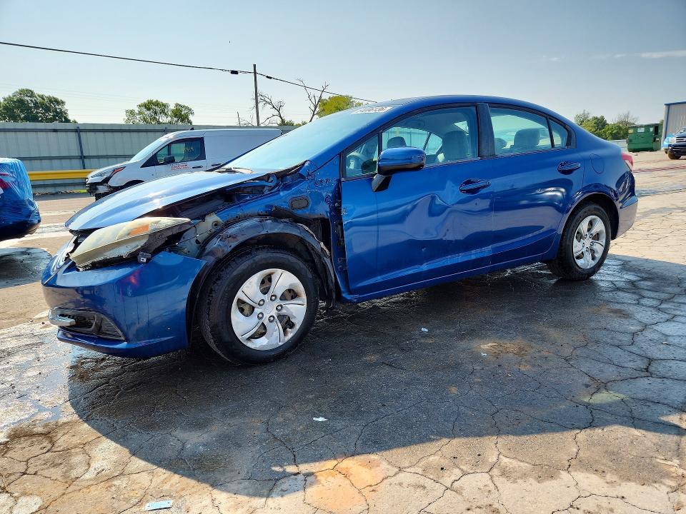 HONDA CIVIC 2015 with VIN 19XFB2F52FE018230 - Photo from auction
