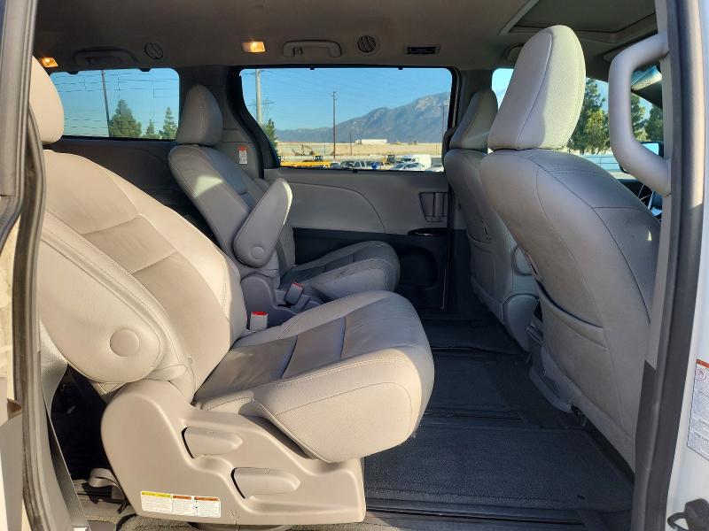 Photo 10 from auction – 2016 TOYOTA SIENNA with VIN 5TDDK3DC0GS130451