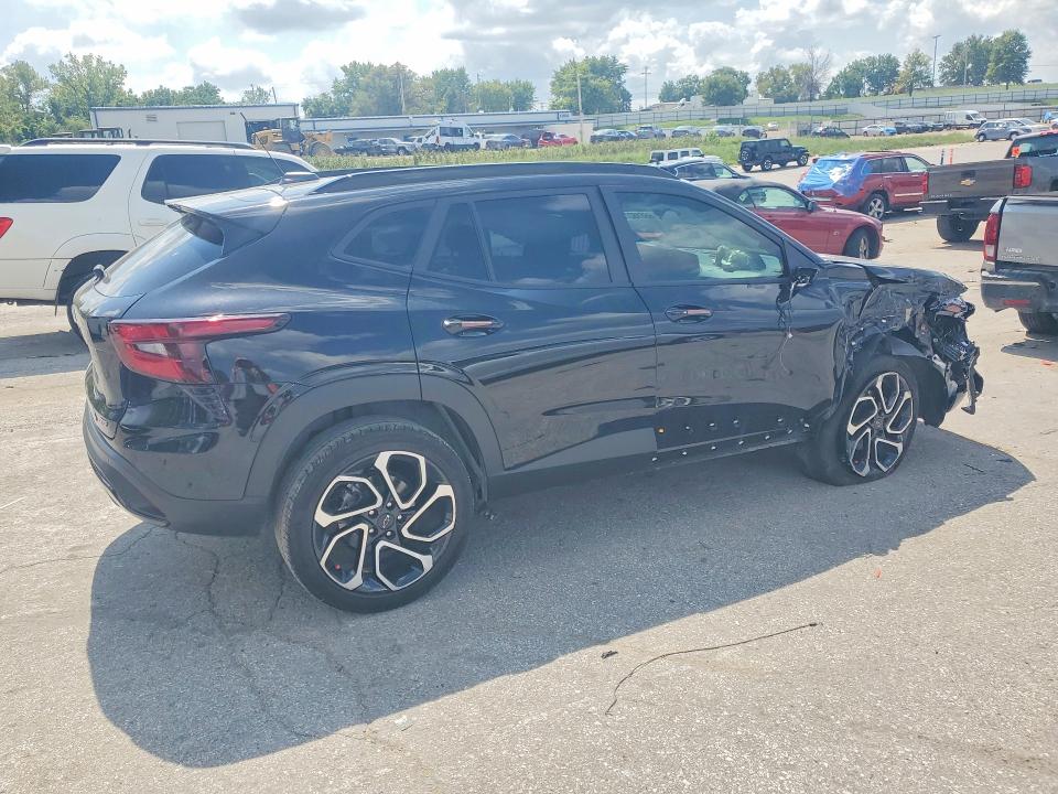 Photo 3 from auction – 2025 CHEVROLET TRAX with VIN KL77LJEP9SC003883