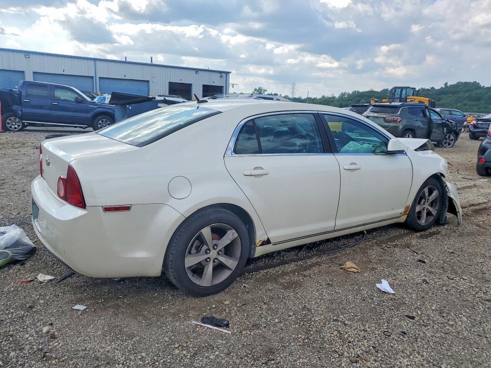 Photo 3 from auction – 2010 CHEVROLET MALIBU with VIN 1G1ZD5EBXAF108846
