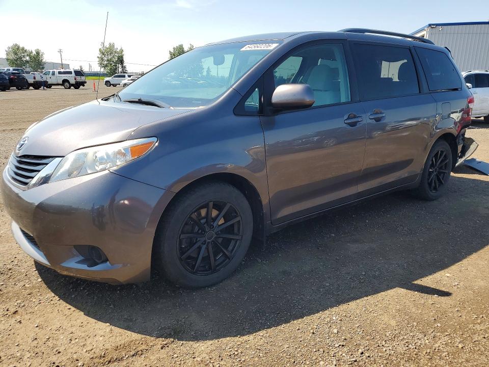 TOYOTA SIENNA 2013 with VIN 5TDKK3DC1DS366559 - Photo from auction