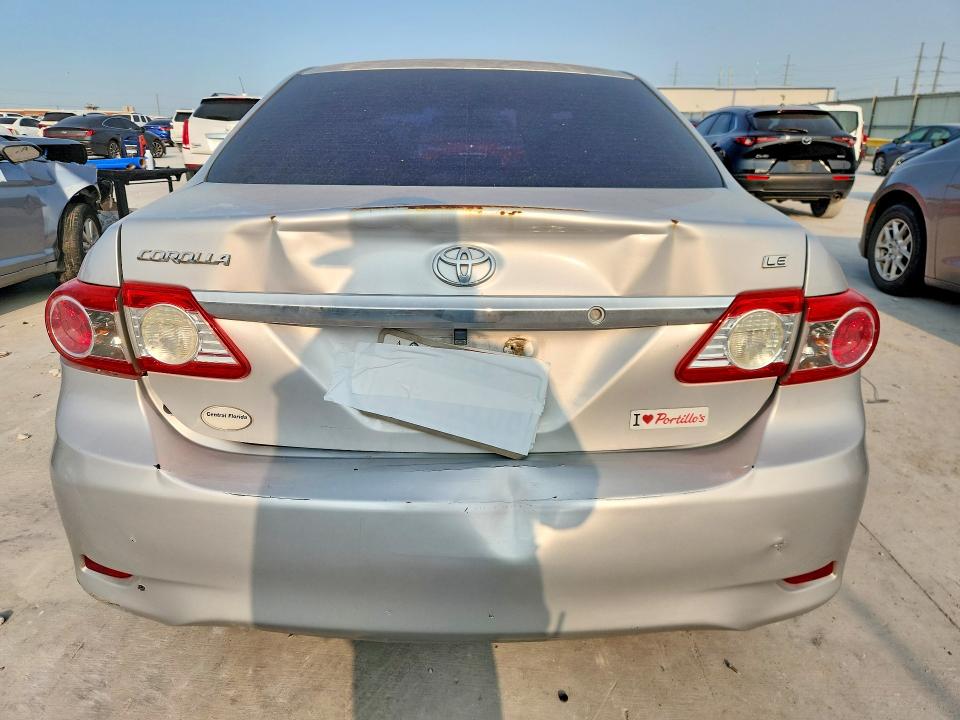 Фото 6 с аукциона – 2013 TOYOTA COROLLA с VIN 5YFBU4EE0DP215348