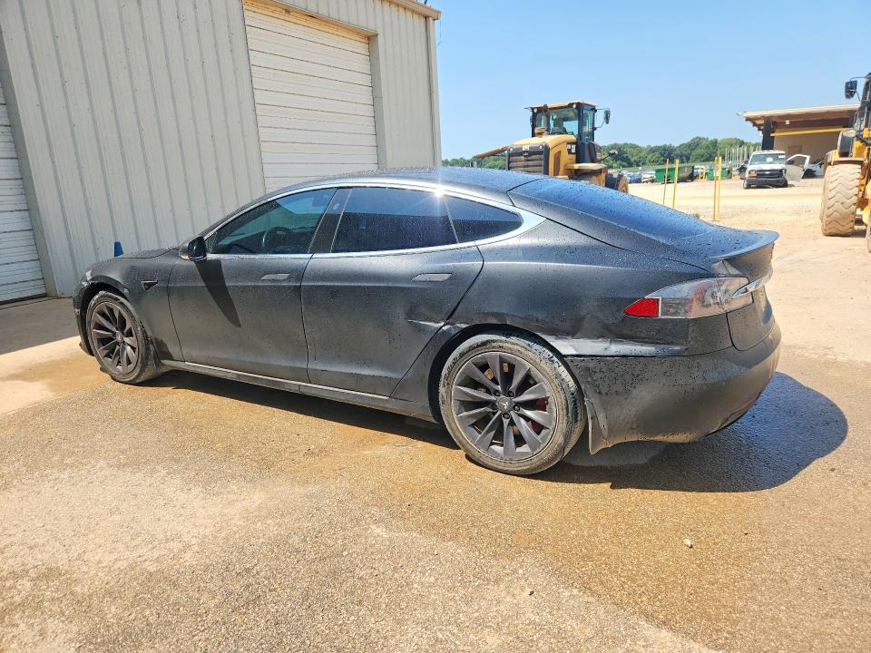 Photo 2 from auction – 2020 TESLA MODEL S with VIN 5YJSA1E43LF400020