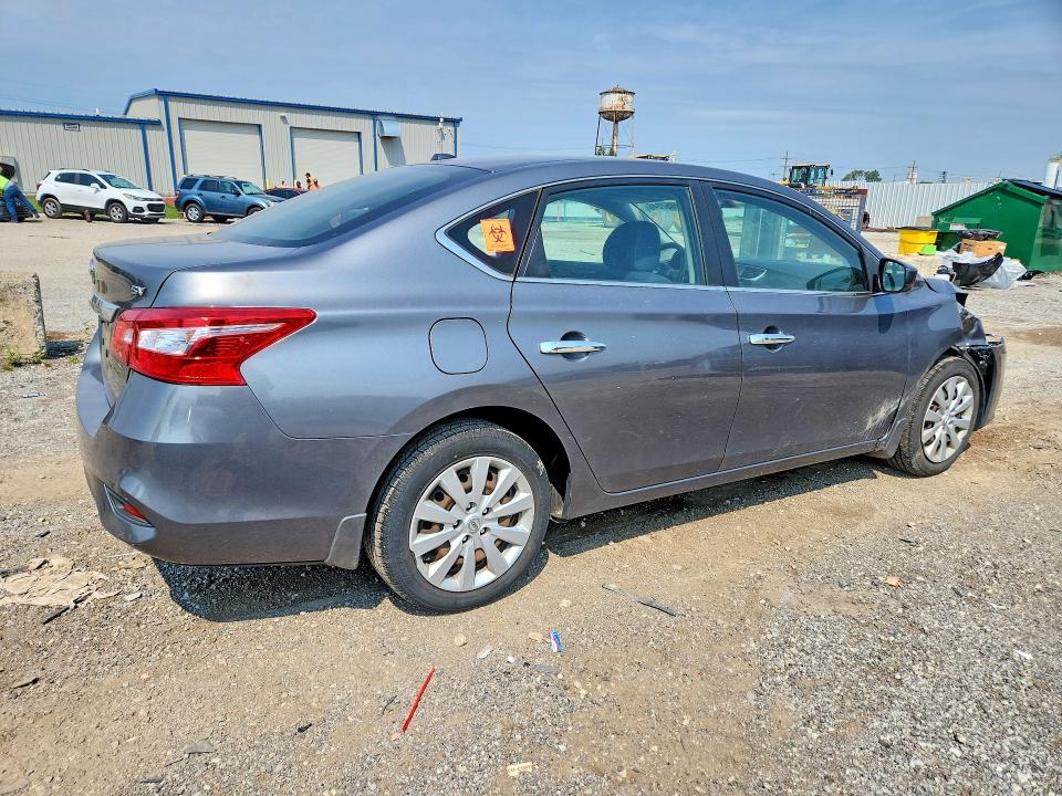 Photo 3 from auction – 2016 NISSAN SENTRA with VIN 3N1AB7APXGL641482
