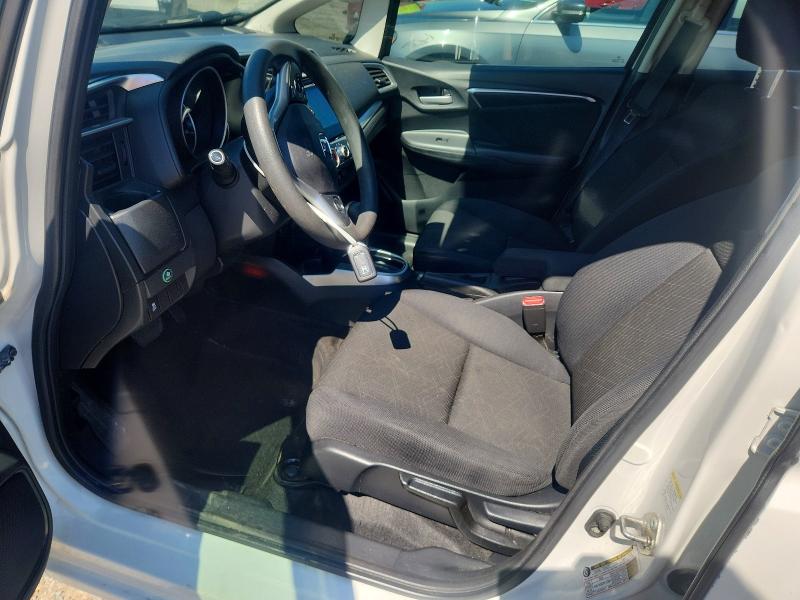 Снимка 7 от търг – 2015 HONDA FIT с VIN 3HGGK5H86FM776222