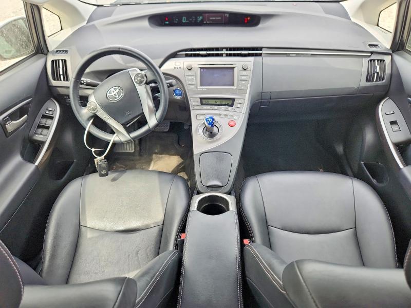 Photo 8 from auction – 2015 TOYOTA PRIUS with VIN JTDKN3DU3F0422491
