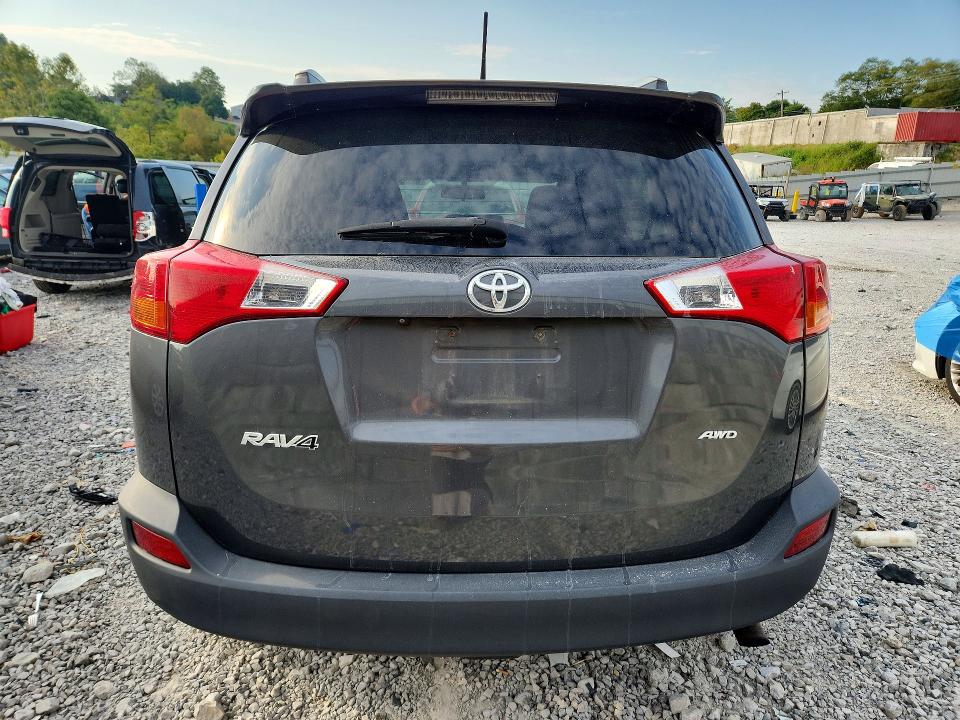 Photo 6 from auction – 2013 TOYOTA RAV4 with VIN 2T3RFREV1DW029796
