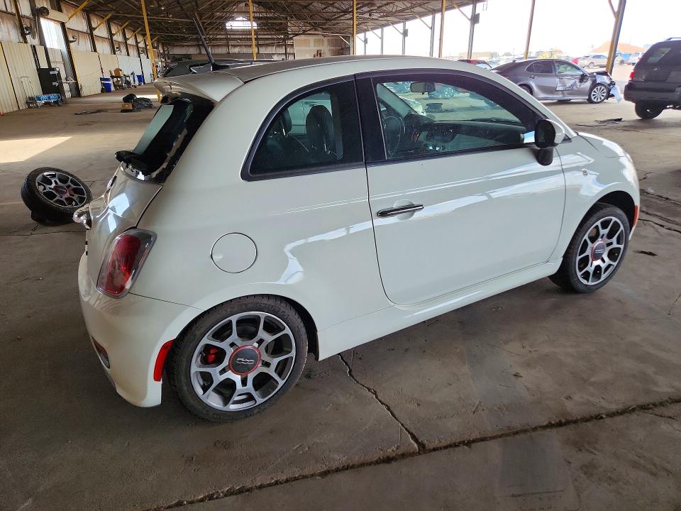 Фото 3 с аукциона – 2015 FIAT 500 с VIN 3C3CFFBR8FT652407