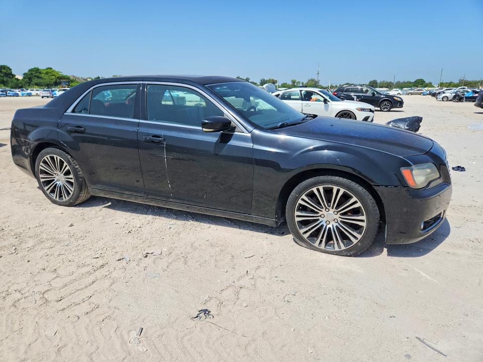 Photo 4 from auction – 2012 CHRYSLER 300 with VIN 2C3CCADT1CH194945
