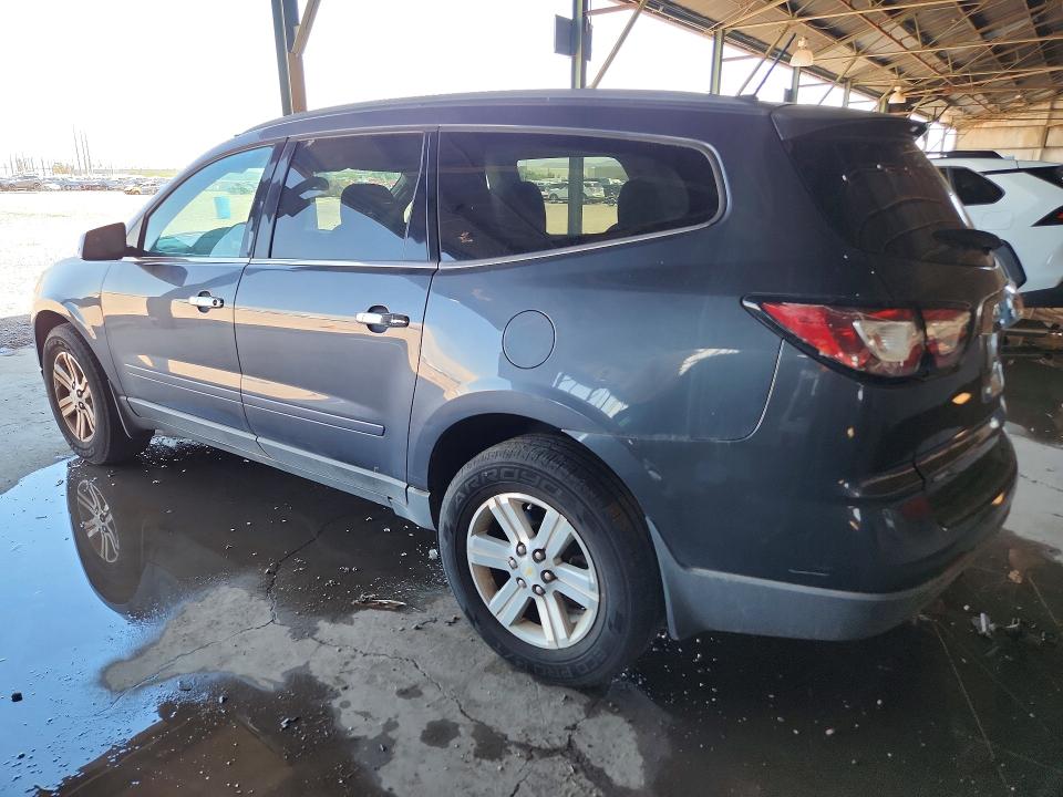 Photo 2 from auction – 2013 CHEVROLET TRAVERSE with VIN 1GNKVJKD8DJ225547