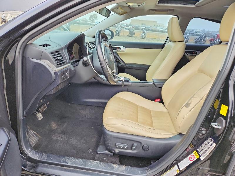 Photo 7 from auction – 2011 LEXUS CT with VIN JTHKD5BH2B2005574