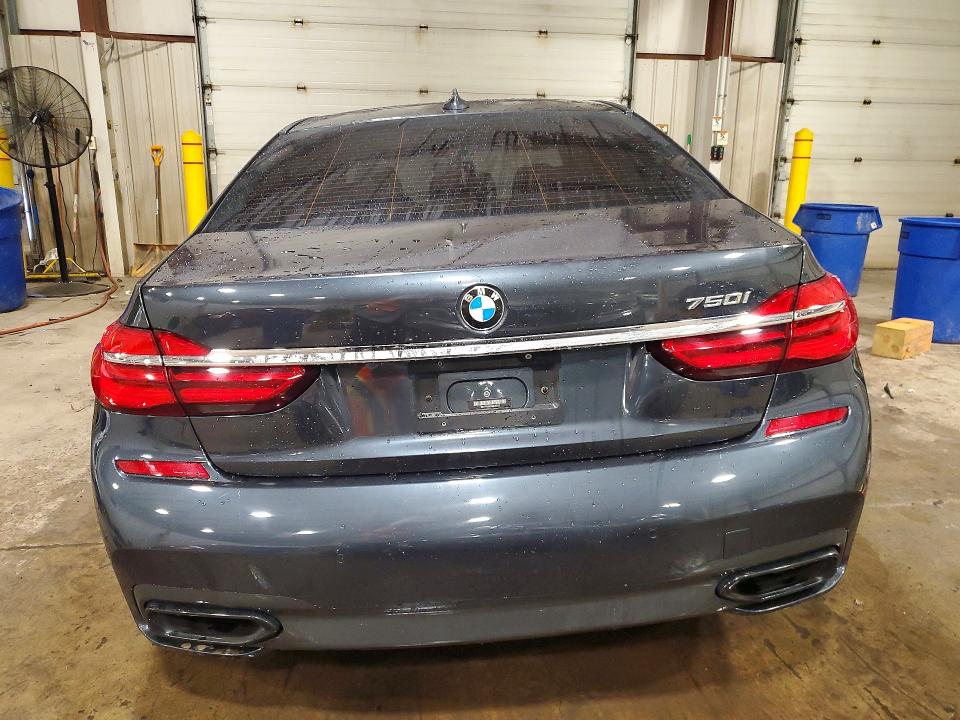 Снимка 6 от търг – 2016 BMW 750 с VIN WBA7F0C51GGL99455