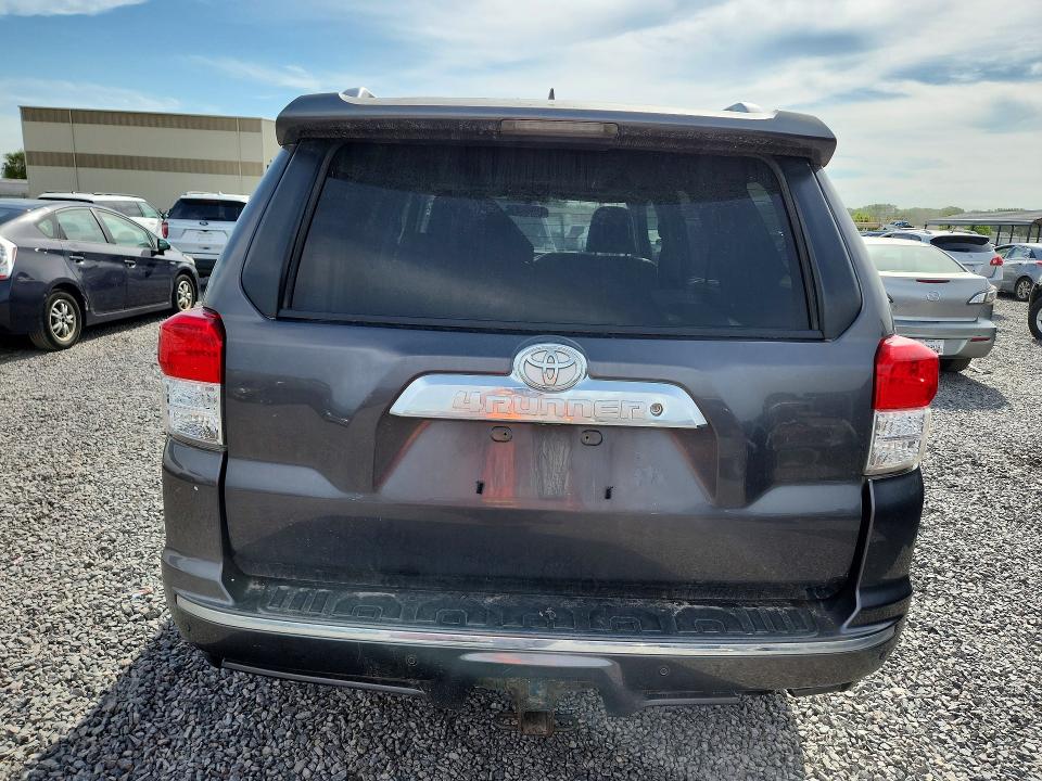 Photo 6 from auction – 2010 TOYOTA 4RUNNER with VIN JTEBU5JR9A5012672