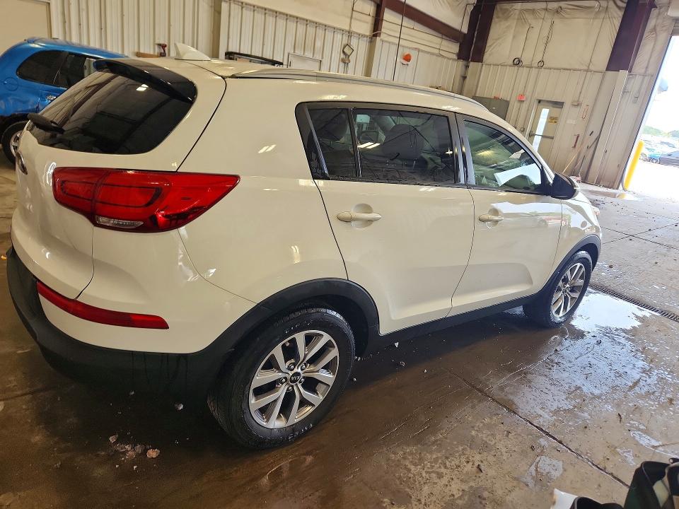 Photo 3 from auction – 2015 KIA SPORTAGE with VIN KNDPB3AC7F7756024