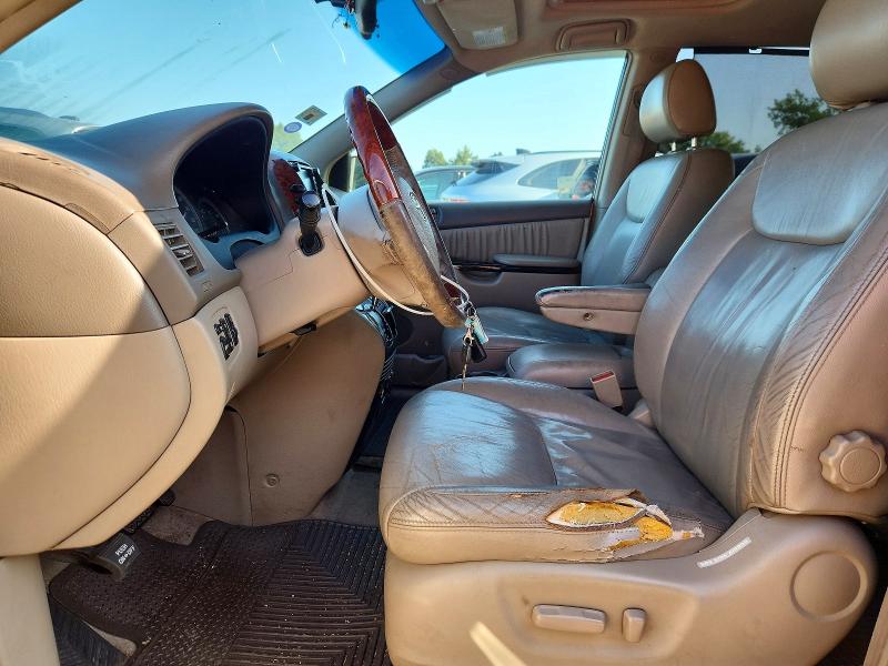 Photo 7 from auction – 2004 TOYOTA SIENNA with VIN 5TDBA22C04S007543