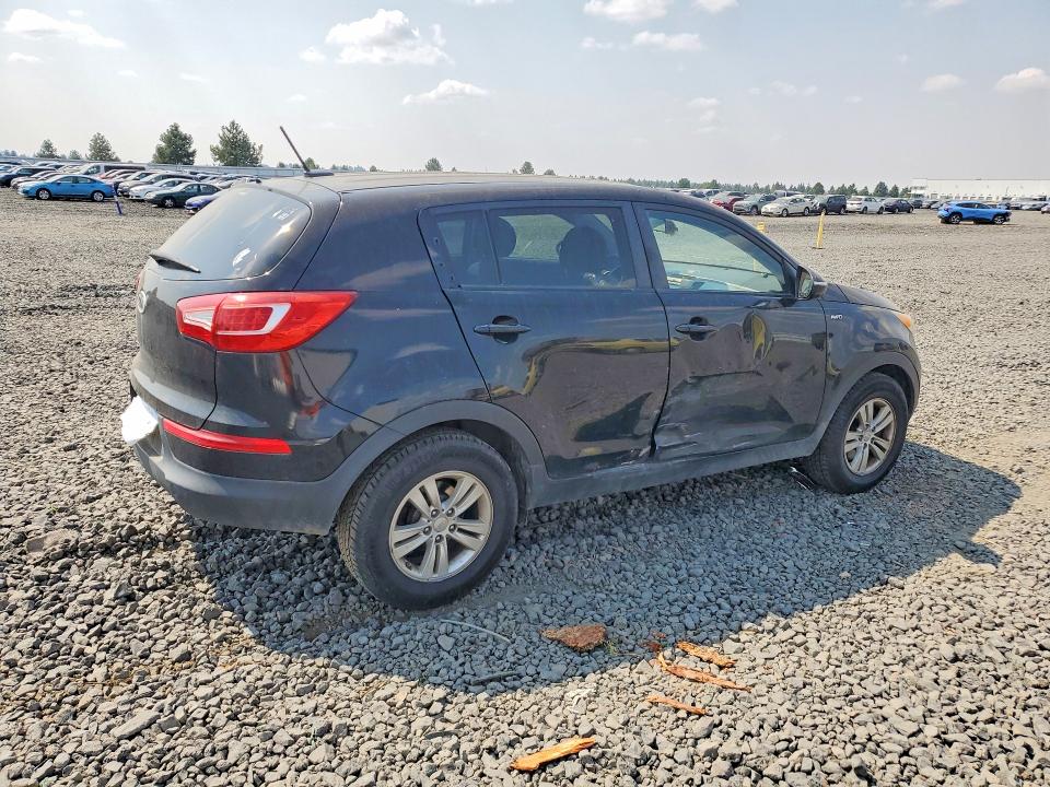 Photo 3 from auction – 2011 KIA SPORTAGE with VIN KNDPBCA21B7077044