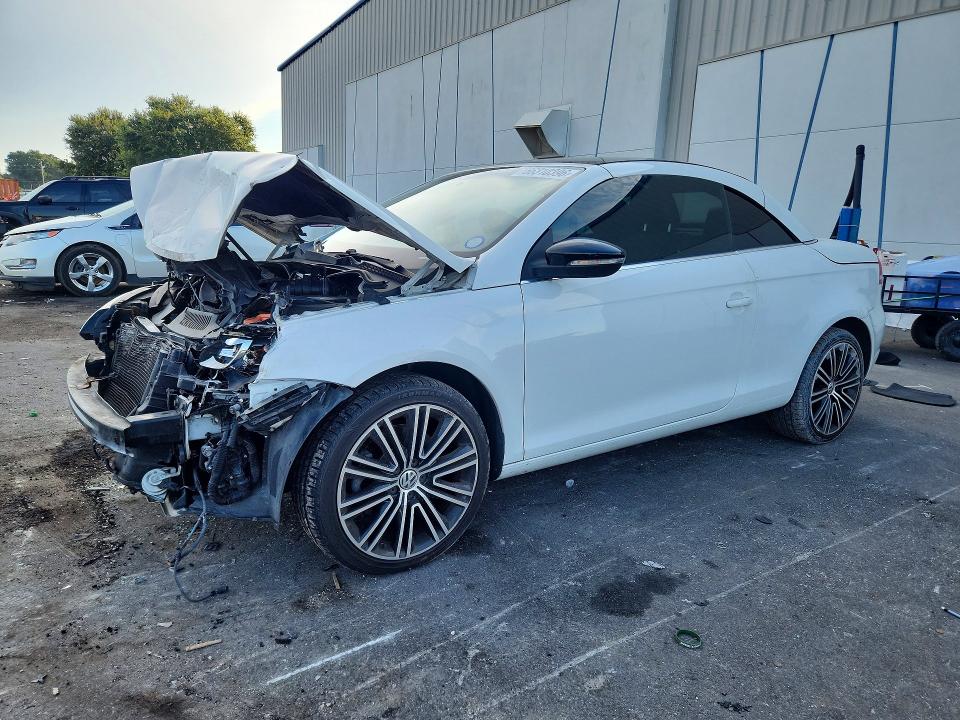 2014 VOLKSWAGEN EOS