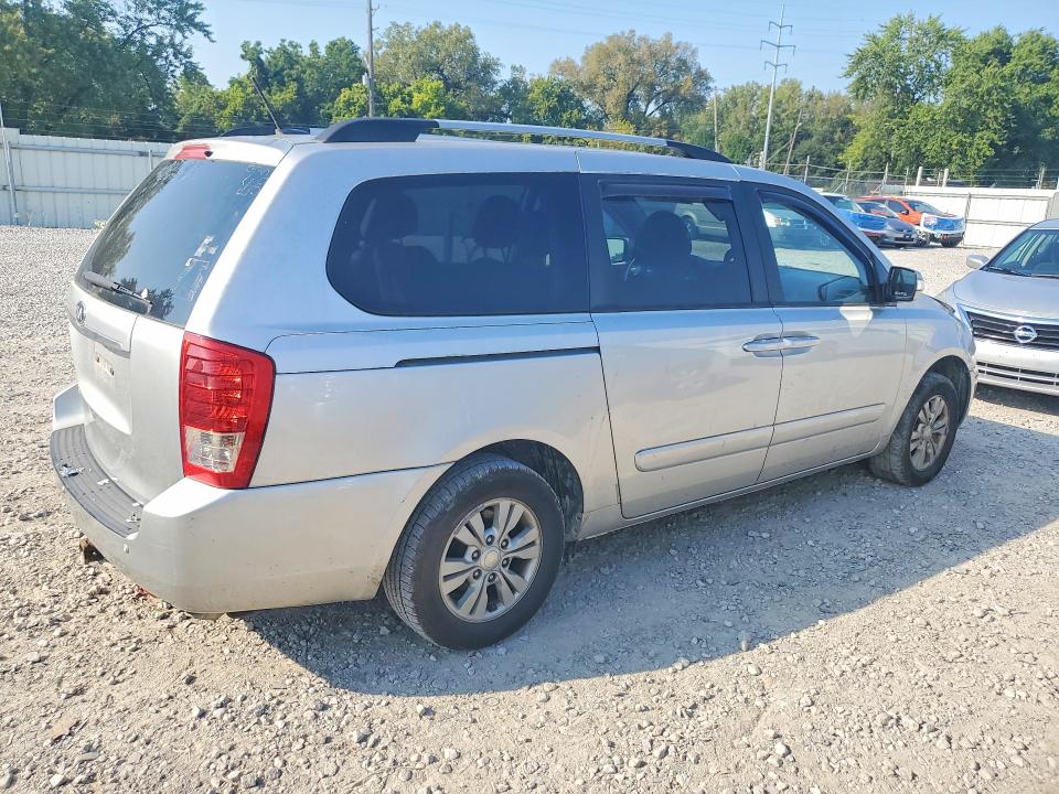 Photo 3 from auction – 2012 KIA SEDONA with VIN KNDMG4C7XC6507583