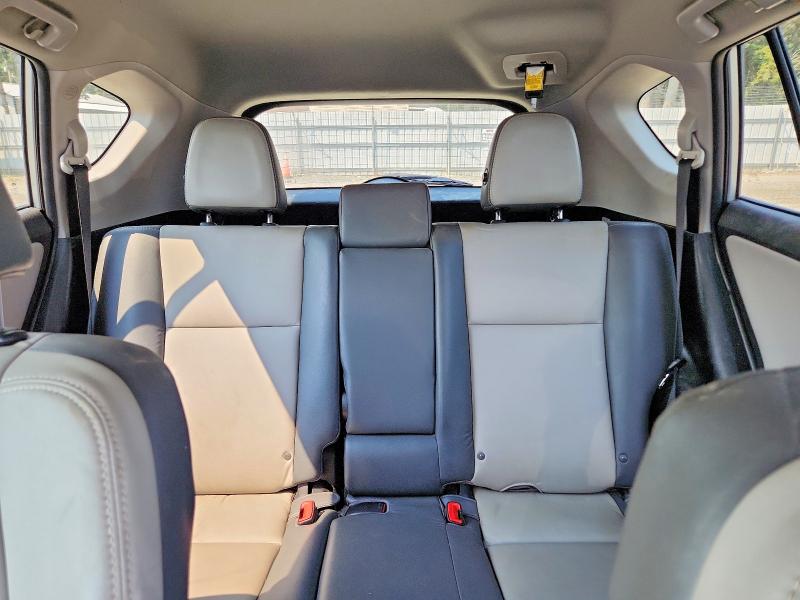 Photo 10 from auction – 2014 TOYOTA RAV4 with VIN 2T3DFREV3EW204173