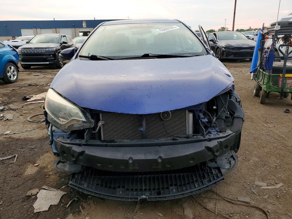 Photo 5 from auction – 2015 TOYOTA COROLLA with VIN 2T1BURHE9FC255102