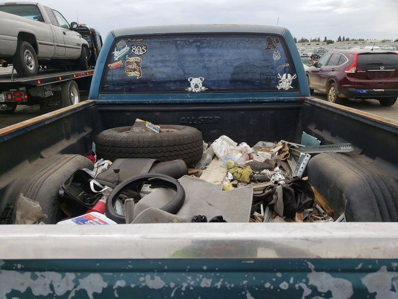 Photo 10 from auction – 1992 CHEVROLET GMT-400 with VIN 1GCDC14Z4NZ130860