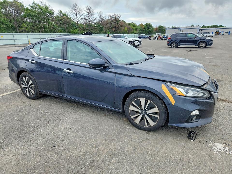 Photo 4 from auction – 2019 NISSAN ALTIMA with VIN 1N4BL4DV3KC128513