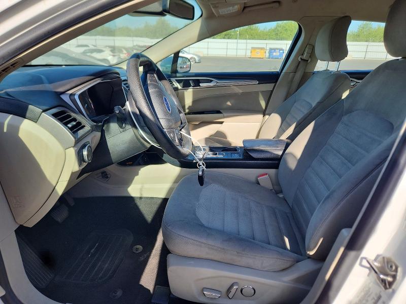 Photo 7 from auction – 2019 FORD FUSION with VIN 3FA6P0LU3KR207771