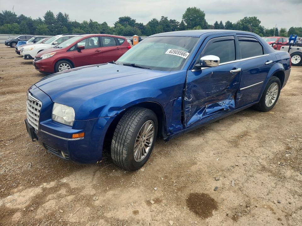2010 CHRYSLER 300 - Търг №63909566