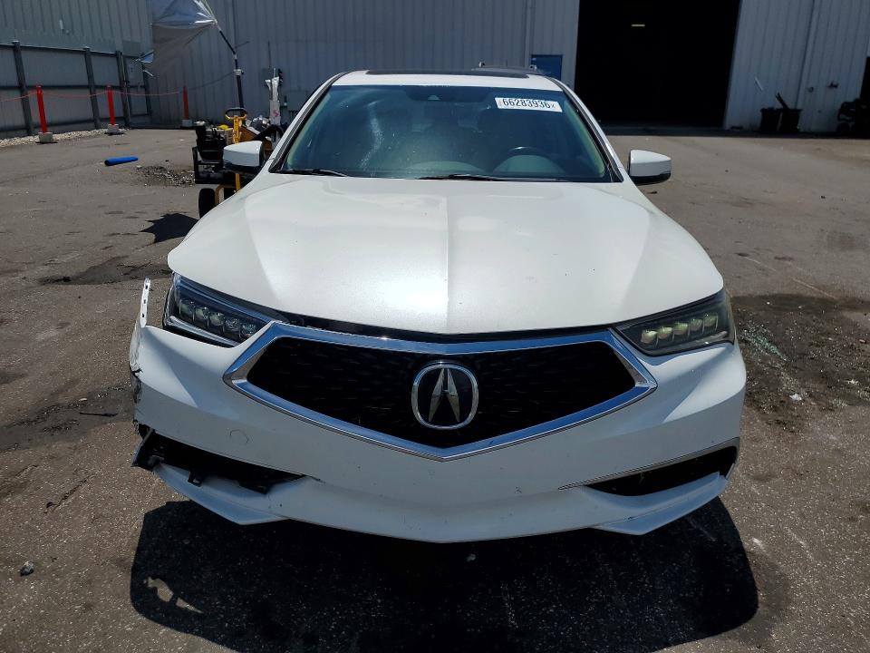 Photo 5 from auction – 2018 ACURA TLX with VIN 19UUB1F37JA002487