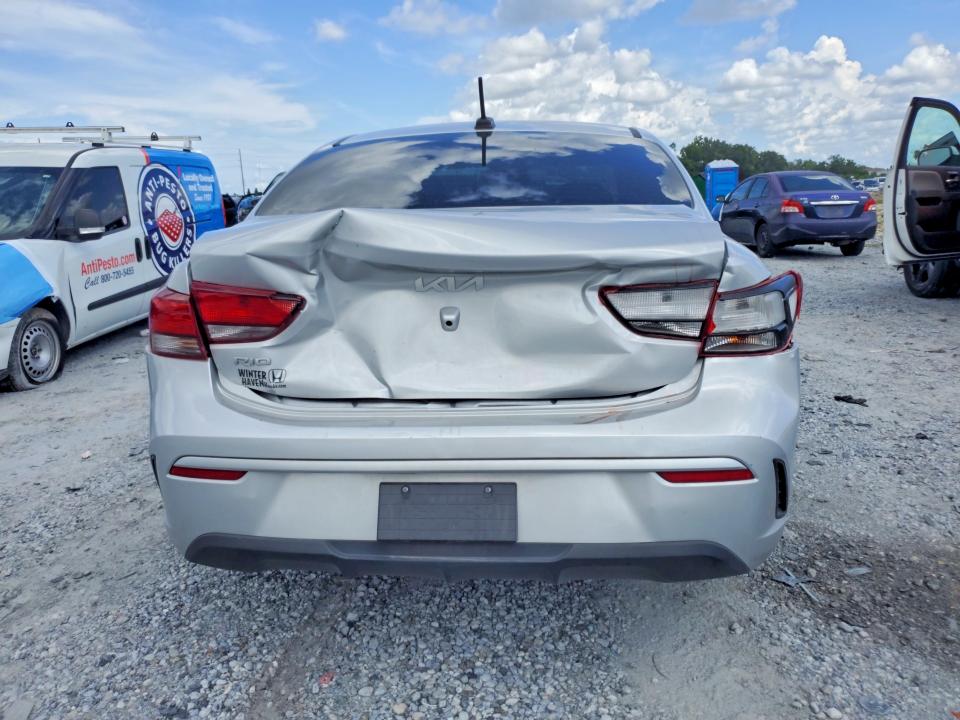 Foto 6 de la subasta – 2022 KIA RIO con VIN 3KPA24AD3NE458914