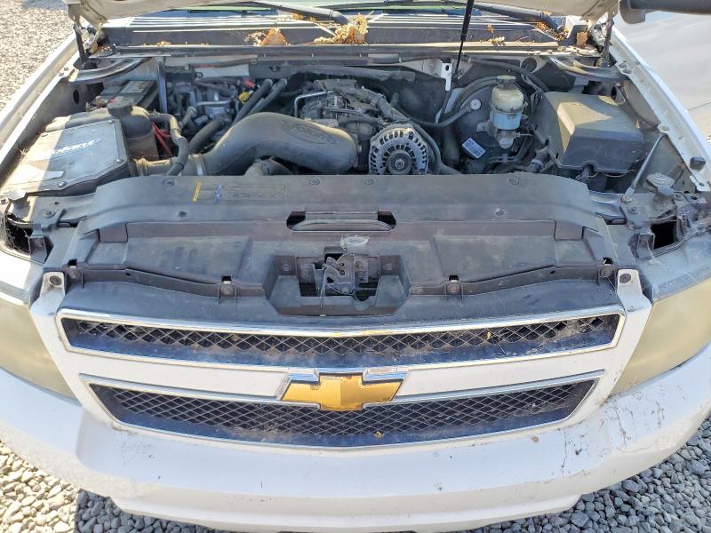 Photo 12 from auction – 2007 CHEVROLET SUBURBAN with VIN 3GNFK16327G181837