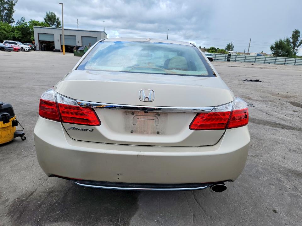 Photo 6 from auction – 2015 HONDA ACCORD with VIN 1HGCR2F83FA196855