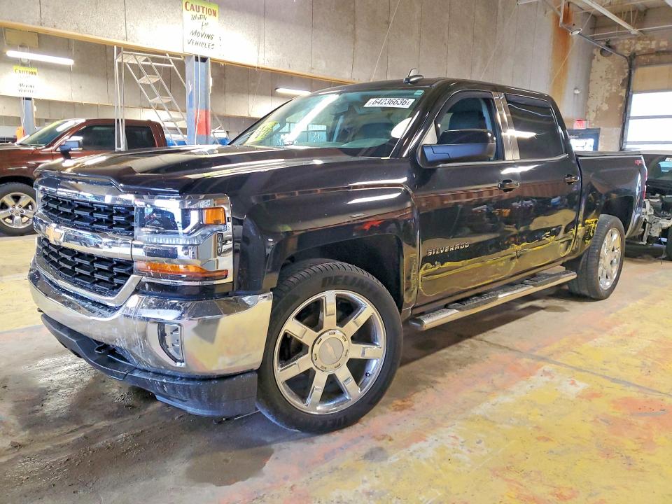 Photo 1 from auction – 2018 CHEVROLET SILVERADO with VIN 3GCUKREC5JG373213