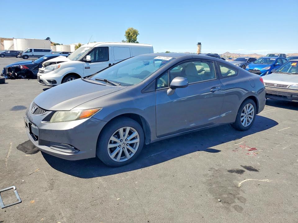 HONDA CIVIC 2012 with VIN 2HGFG3A85CH506677 - Photo from auction