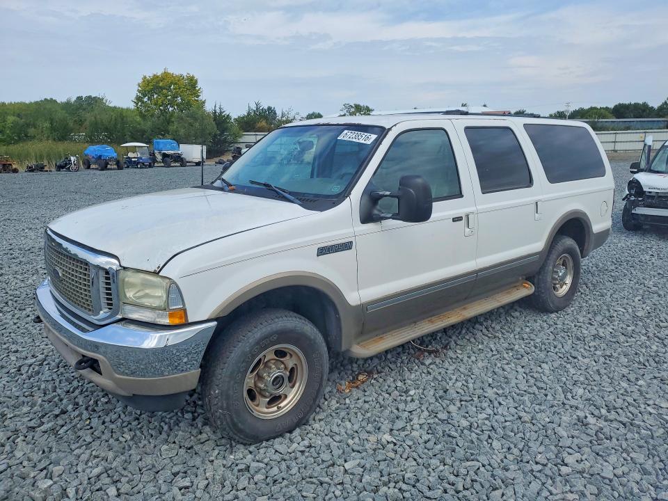 FORD EXCURSION 2002 con VIN 1FMNU43S22ED22686 - Foto de la subasta