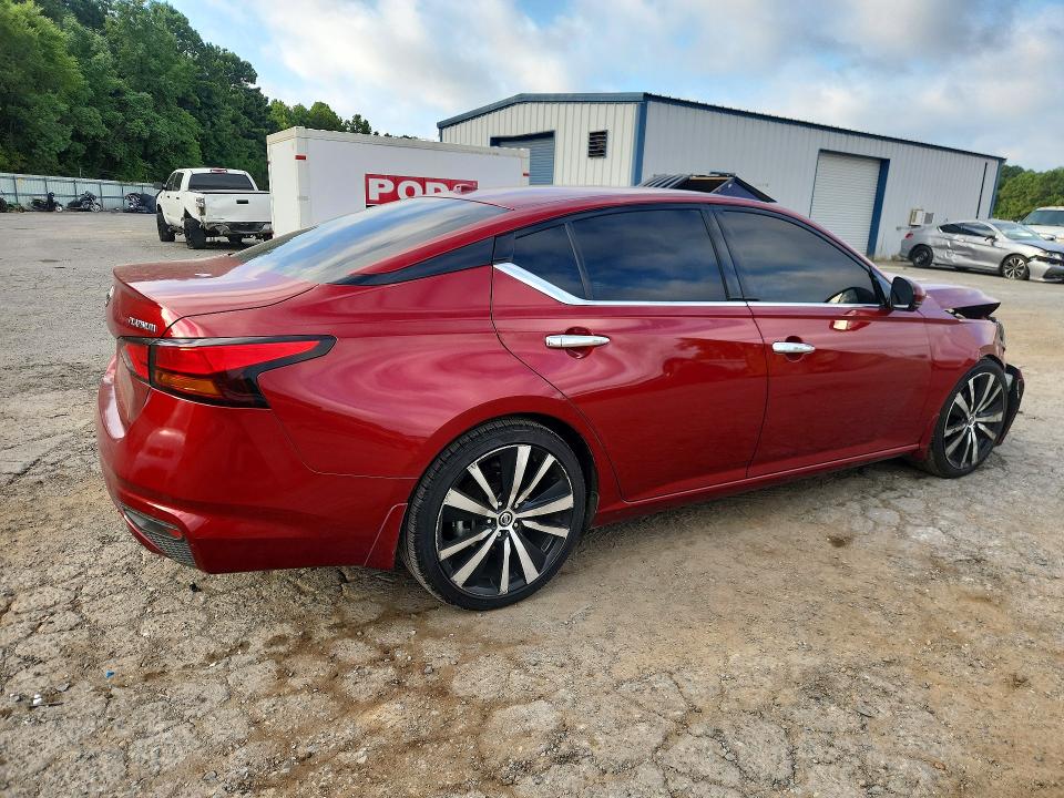 Photo 3 from auction – 2020 NISSAN ALTIMA with VIN 1N4BL4FV1LC141789