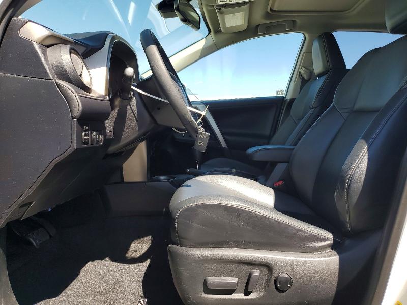 Photo 7 from auction – 2015 TOYOTA RAV4 with VIN 2T3YFREV4FW196300