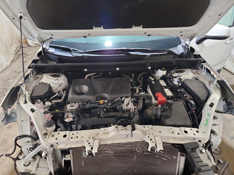 Photo 12 from auction – 2021 TOYOTA RAV4 with VIN 2T3P1RFV1MC247260
