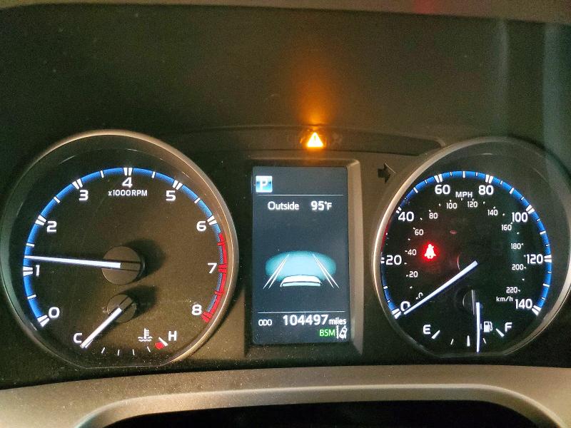 Photo 9 from auction – 2017 TOYOTA RAV4 with VIN JTMRFREV3HJ715827