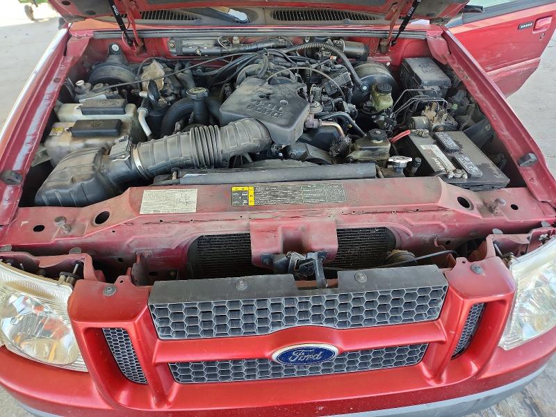 Photo 11 from auction – 2004 FORD EXPLORER with VIN 1FMZU67K64UA04859