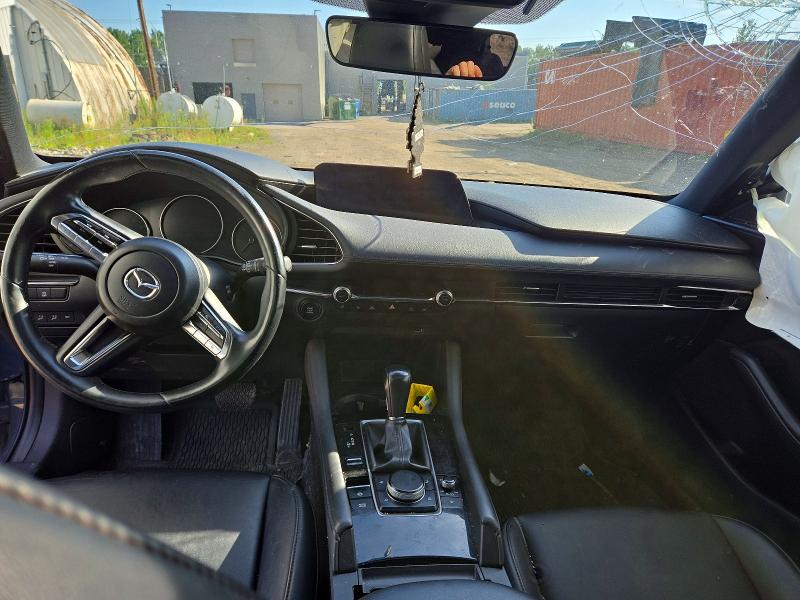 Photo 8 from auction – 2019 MAZDA 3 with VIN JM1BPALM3K1146477