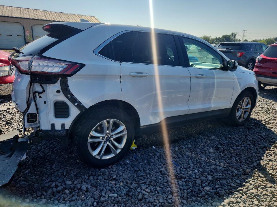 Photo 3 from auction – 2017 FORD EDGE with VIN 2FMPK4J81HBC18376