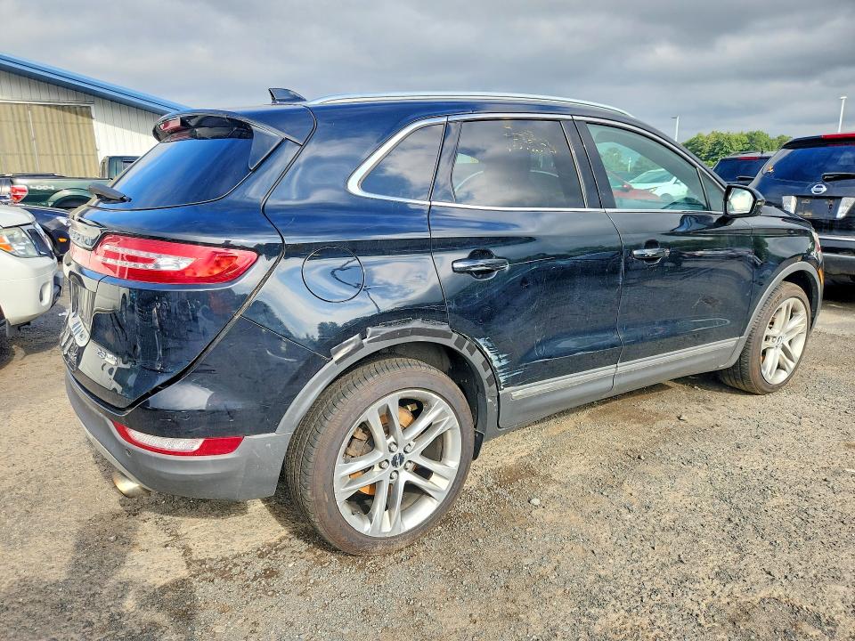 Photo 3 from auction – 2016 LINCOLN MKC with VIN 5LMTJ3DHXGUJ10884
