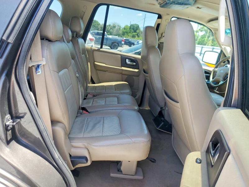Photo 11 from auction – 2005 FORD EXPEDITION with VIN 1FMFU17515LA74616