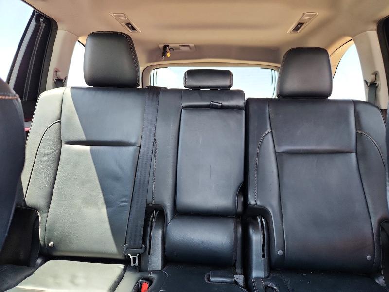 Photo 10 from auction – 2016 TOYOTA HIGHLANDER with VIN 5TDKKRFH5GS155459
