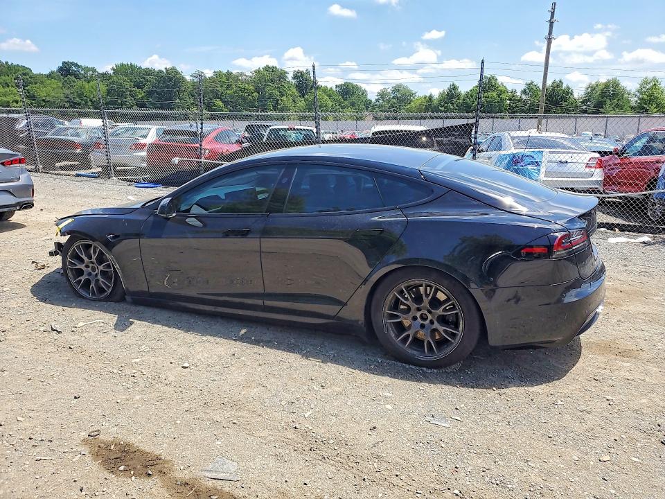 Zdjęcie 2 z aukcji – 2023 TESLA MODEL S z VIN 5YJSA1E53PF502948