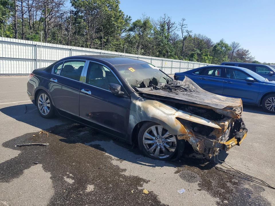 Photo 4 from auction – 2012 HONDA ACCORD with VIN 1HGCP3F88CA024733