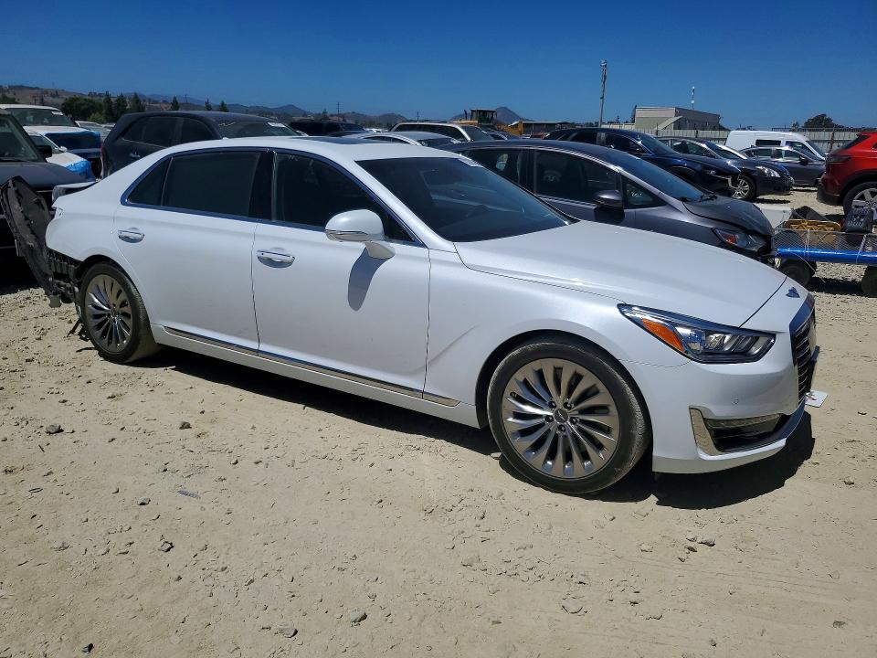 Photo 4 from auction – 2018 GENESIS G90 with VIN KMHG54JH7JU046250