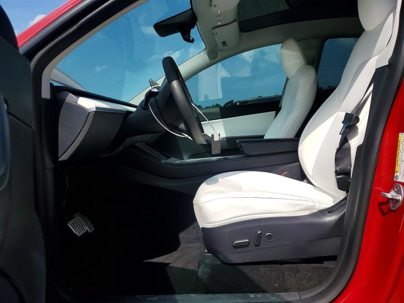 Снимка 7 от търг – 2022 TESLA MODEL Y с VIN 7SAYGDEF6NF393842