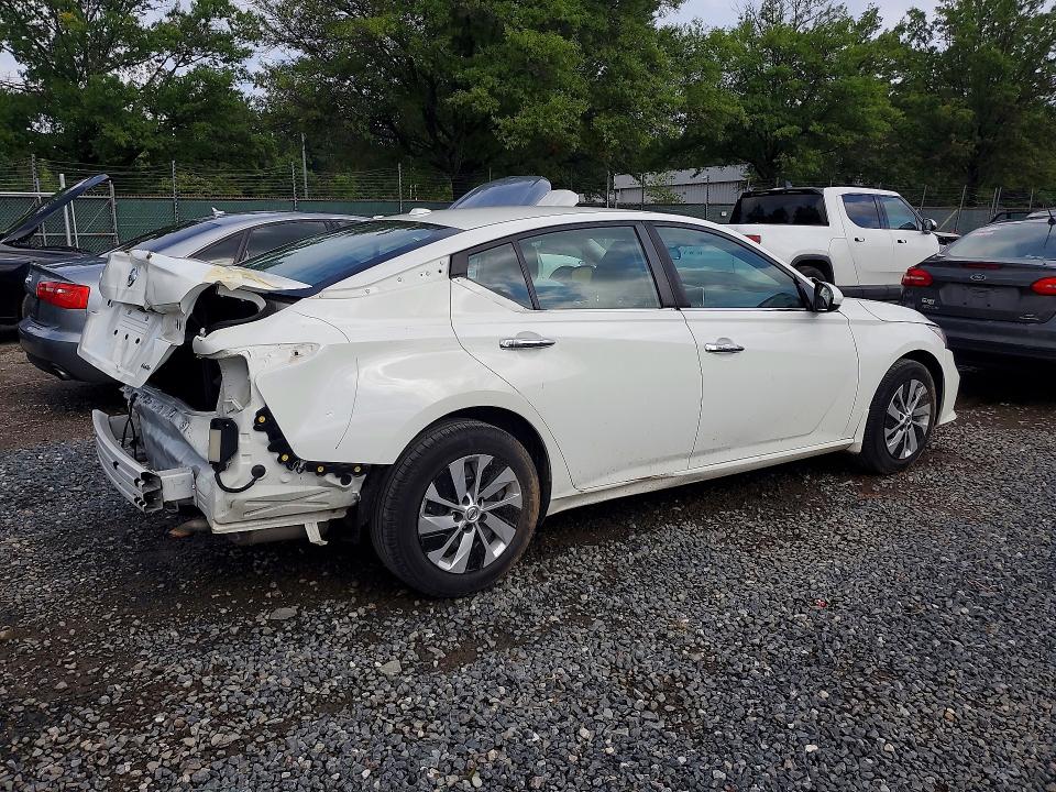 Photo 3 from auction – 2020 NISSAN ALTIMA with VIN 1N4BL4BW5LC112648